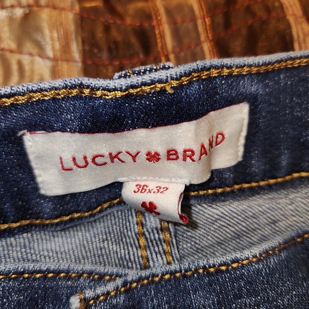 Lucky Brand Men's Classic Blue Denim 221 Straight Leg Jeans. Size 36/32. - Picture 2 of 8